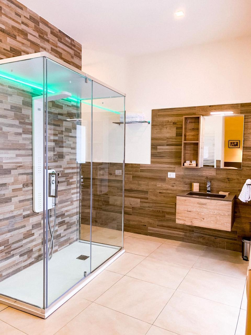 Napoli Squares Suites Extérieur photo