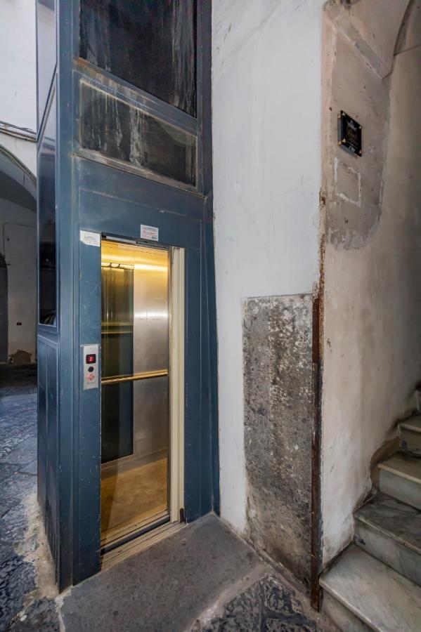 Napoli Squares Suites Extérieur photo